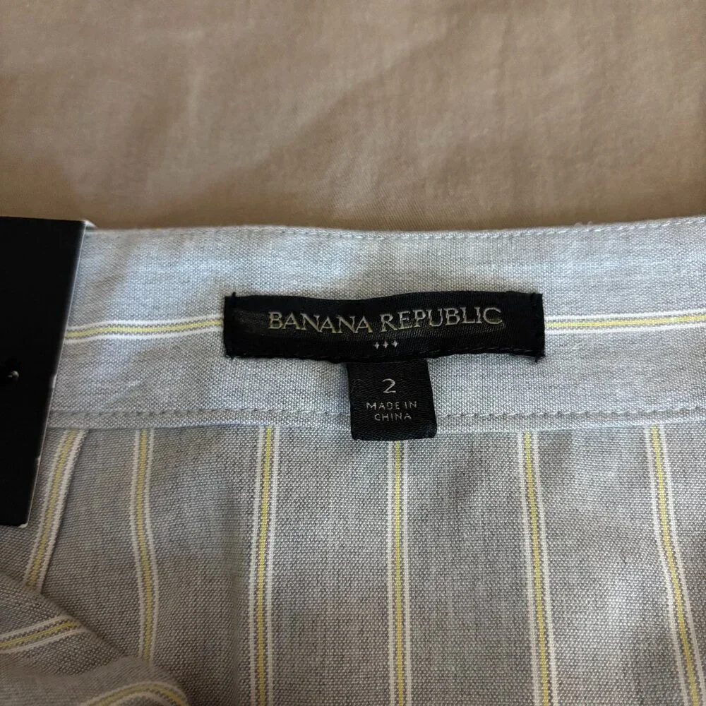 Banana Republic Pencil Skirt - Picture 4 of 5